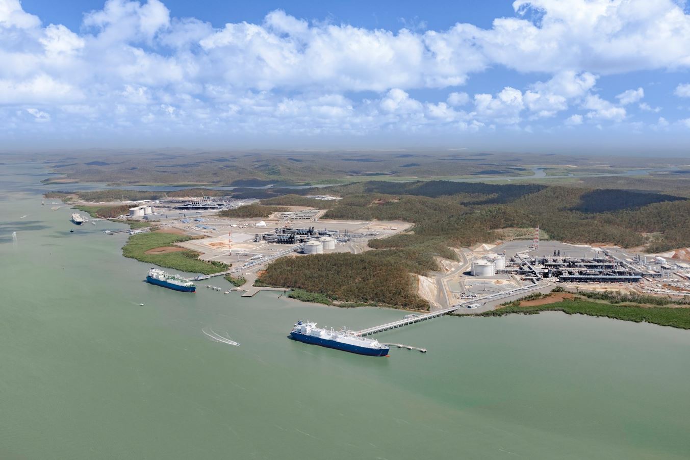 Australia: Curtis Island LNG projects ship 24 cargoes in March