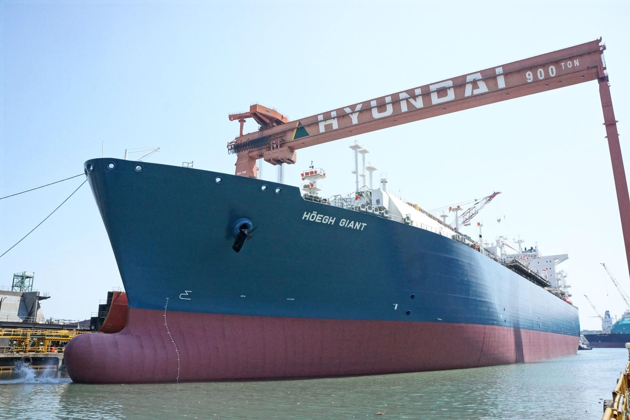 Höegh LNG takes delivery of seventh FSRU