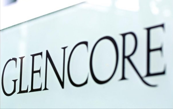 LNG head leaves Glencore