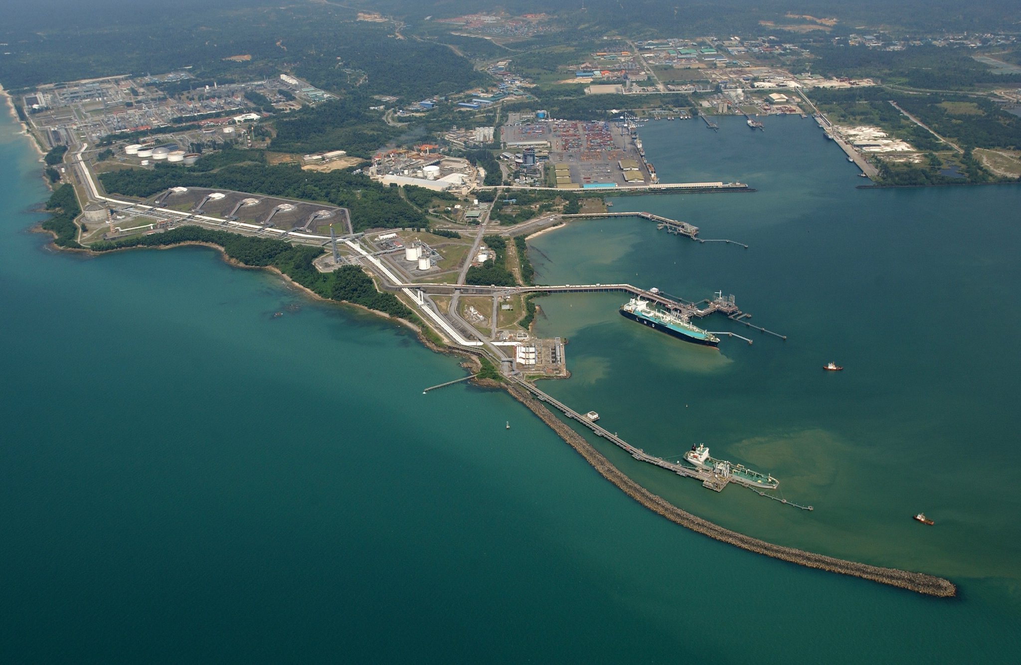 Petronas focuses on expanding presence in Indian LNG market