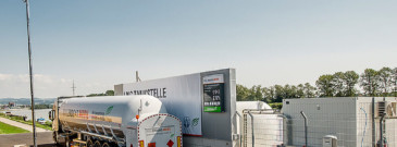 Austria gets first LNG filling station