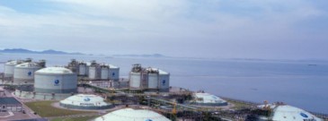 South Korea to boost LNG imports in push for clean power