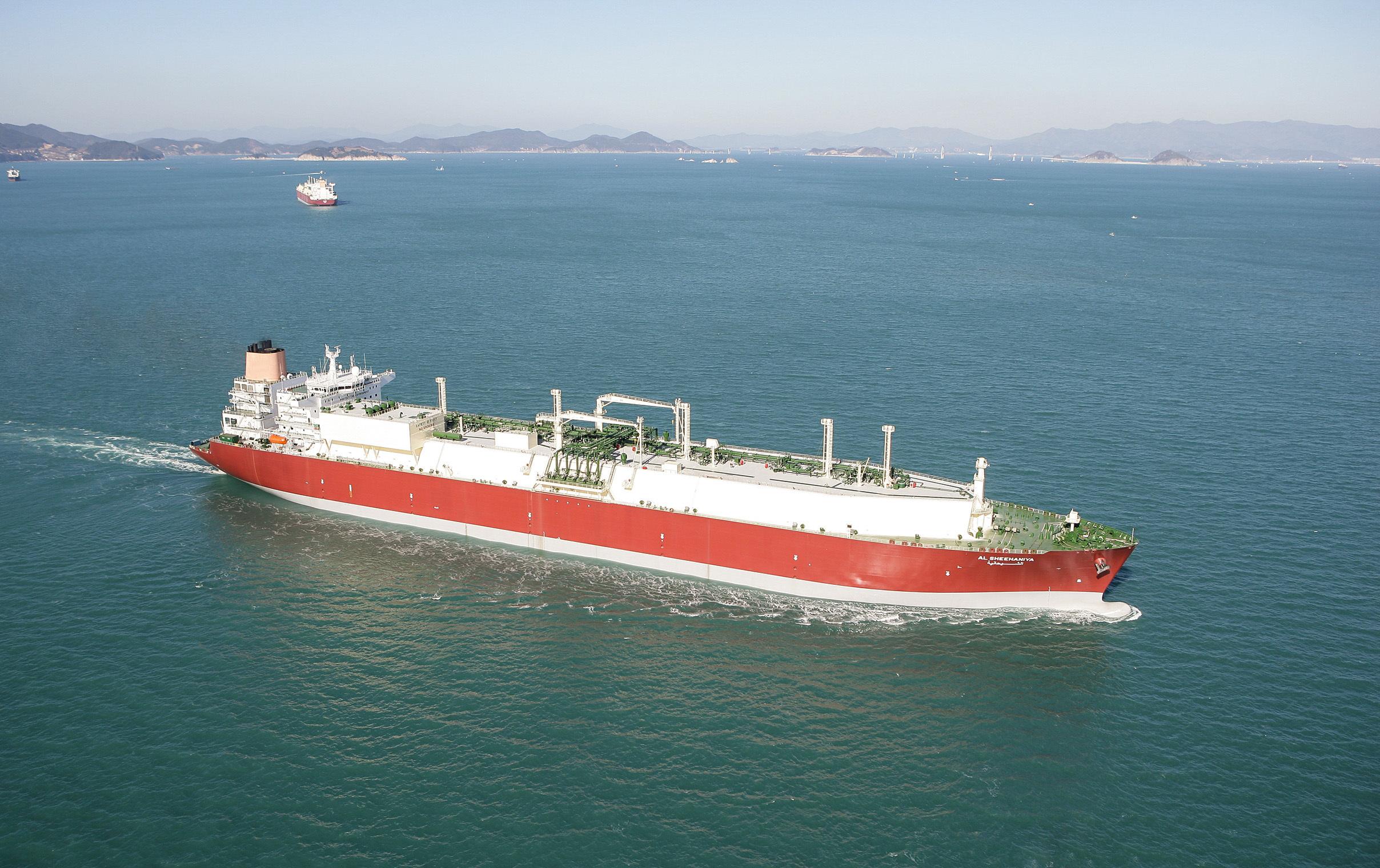 UK books Qatari LNG cargo