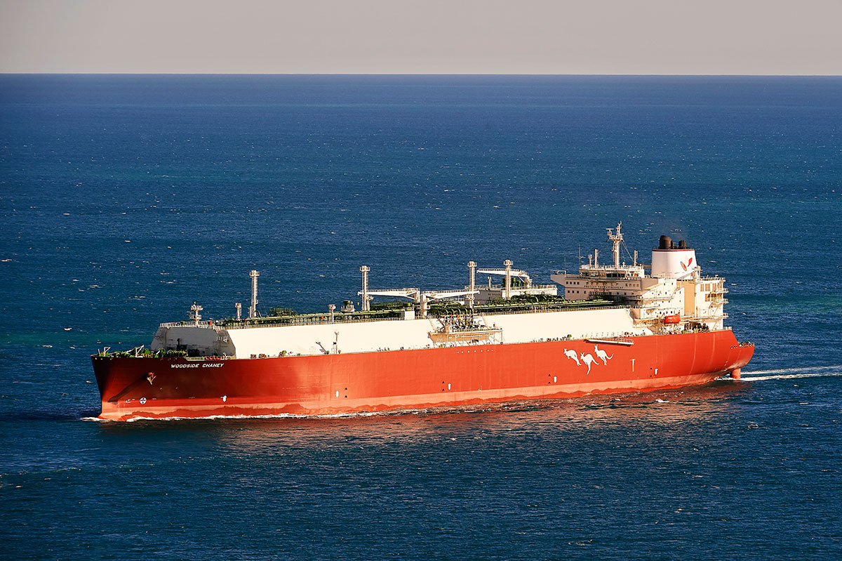 Drewry: spot LNG fleet bracing for 2017 operating loss