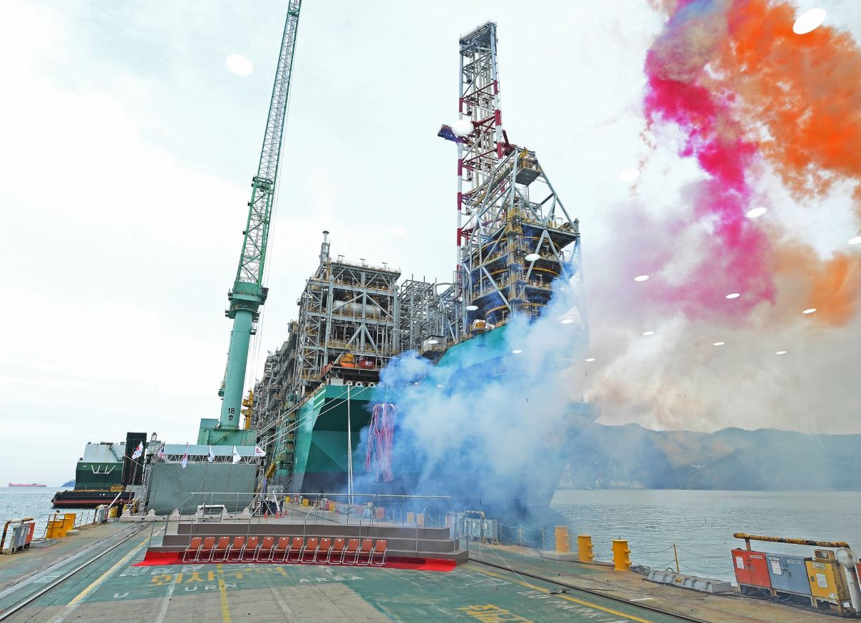 Petronas boosts Q1 LNG sales, production