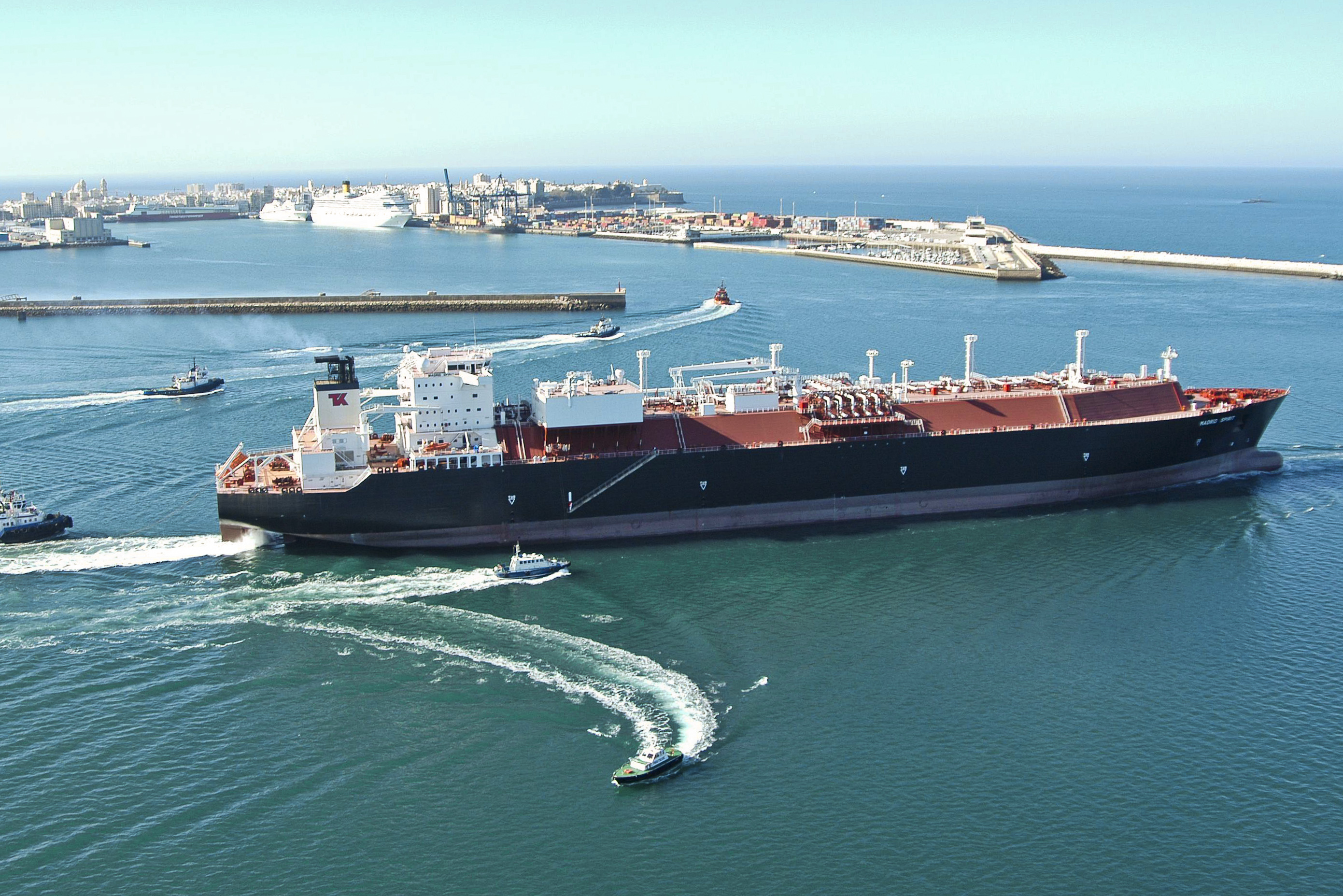 Write-downs push Teekay LNG to Q1 loss