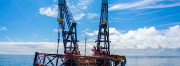 Heerema’s Sleipnir vessel sets jacket lifting record