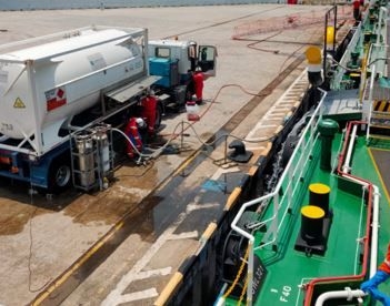 Pavilion ticks off several LNG bunkering firsts at Jurong Port