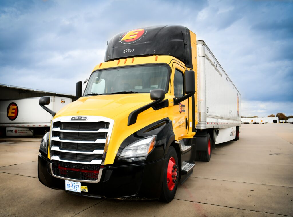 Estes Express Lines expands clean fuel fleet