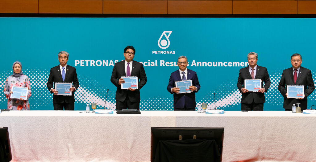 Petronas drops to loss as LNG sales slip