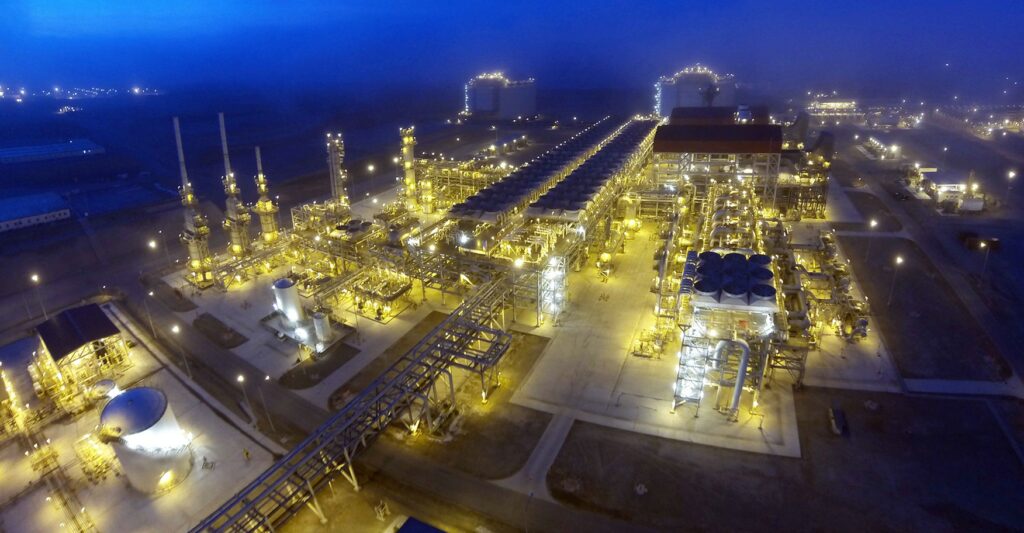 Peruvian LNG exports dip in September